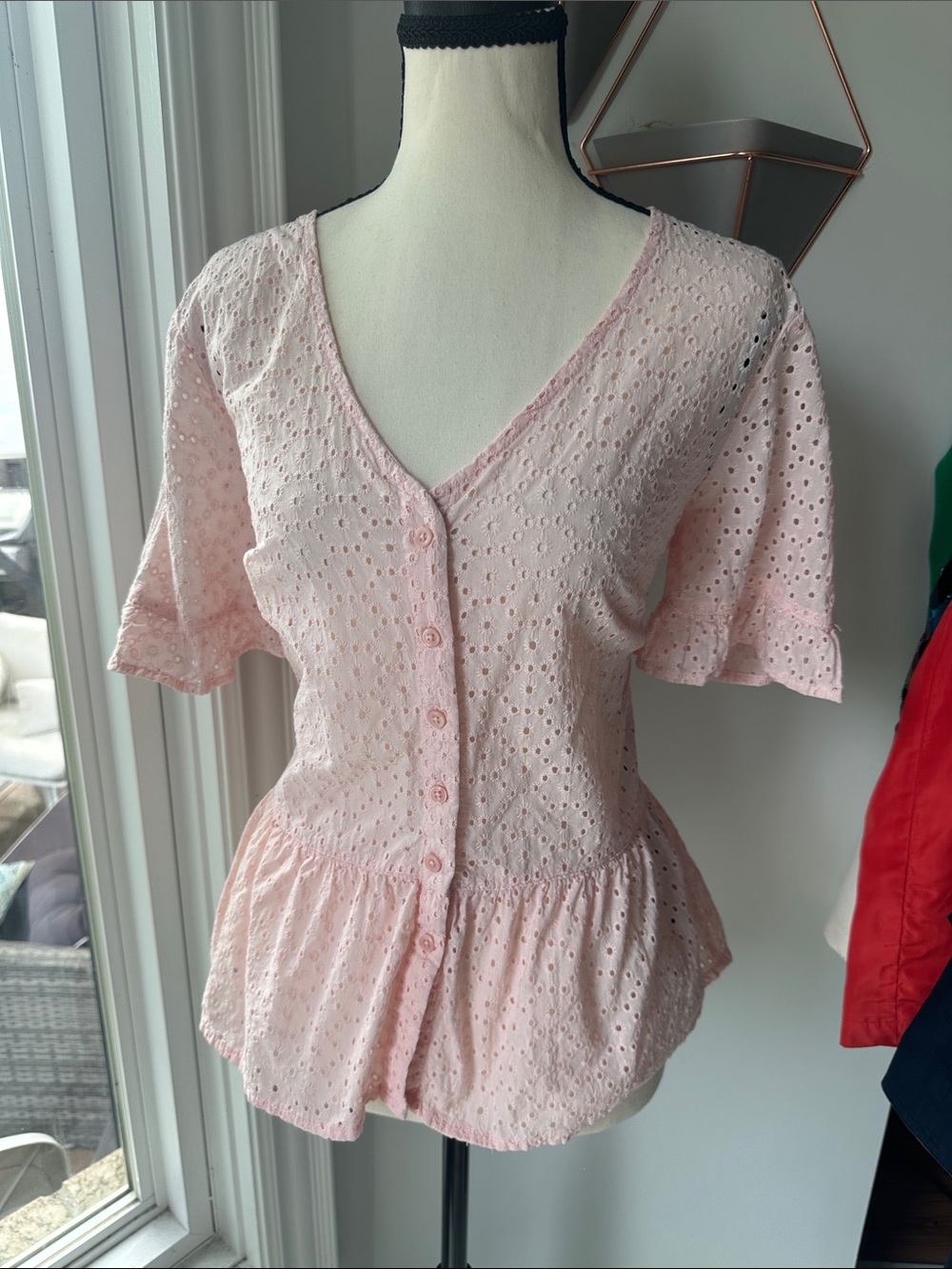 Light Pink 100% Cotton Eyelet Button-Front Peplum Top Shirt Blouse Size Medium